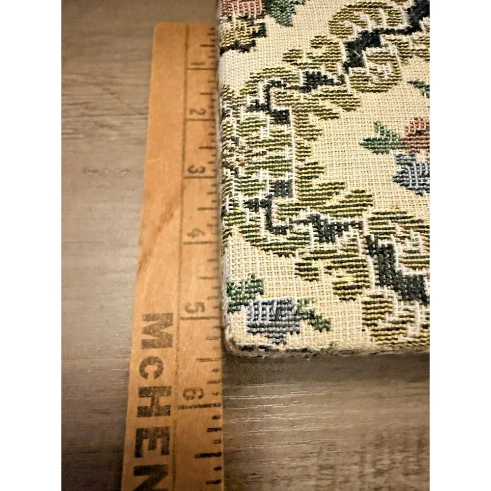 Unbranded this vintage